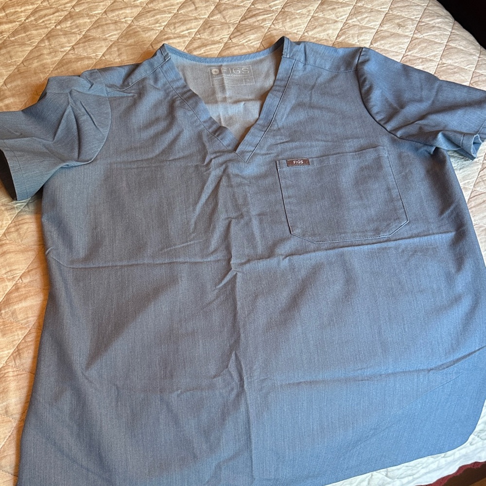Figs Light Blue V-Neck Short Sleeve Scrub top